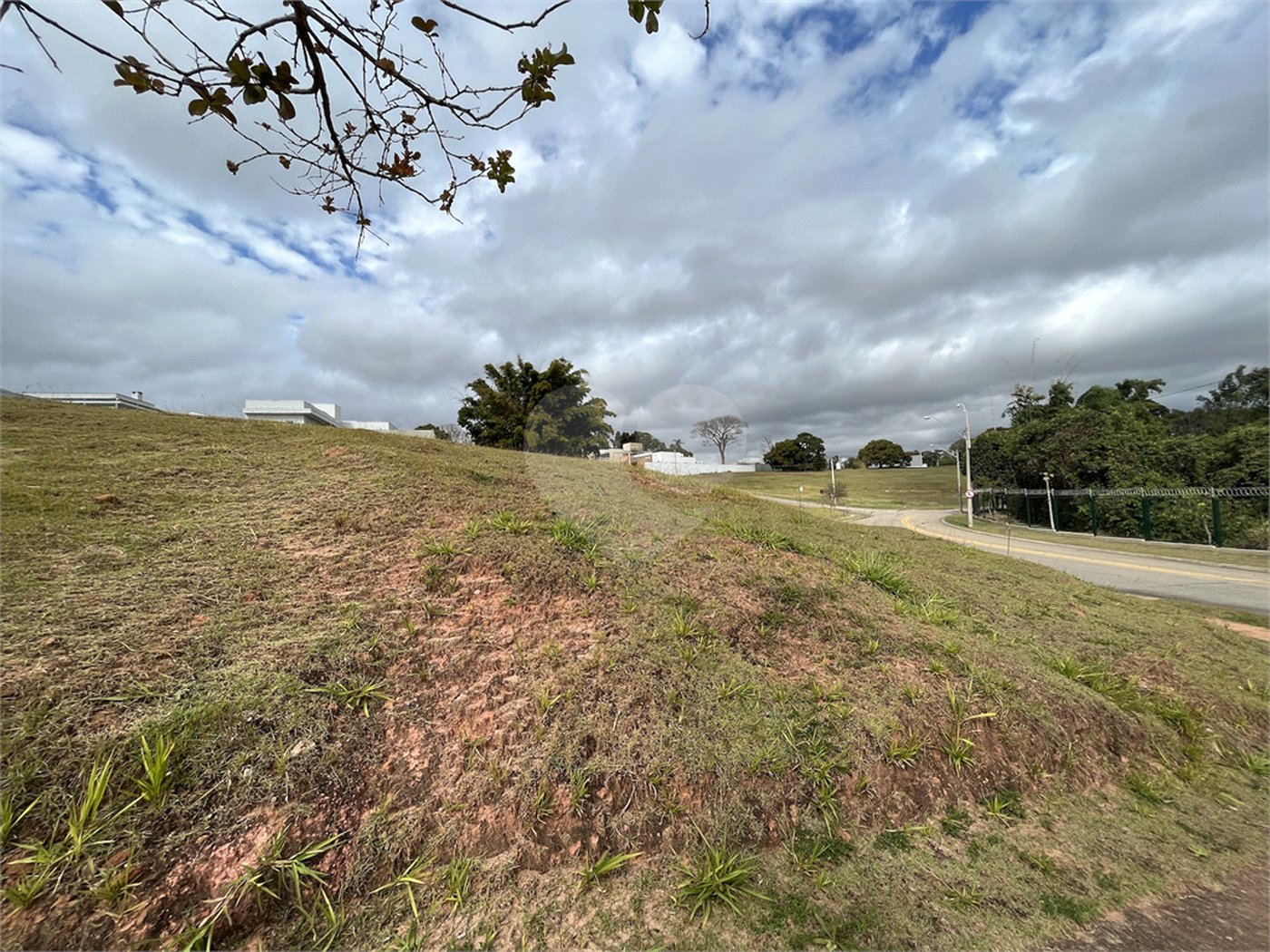 Terreno à venda no condomínio Fazenda Jequitibá, Sorocaba - SP