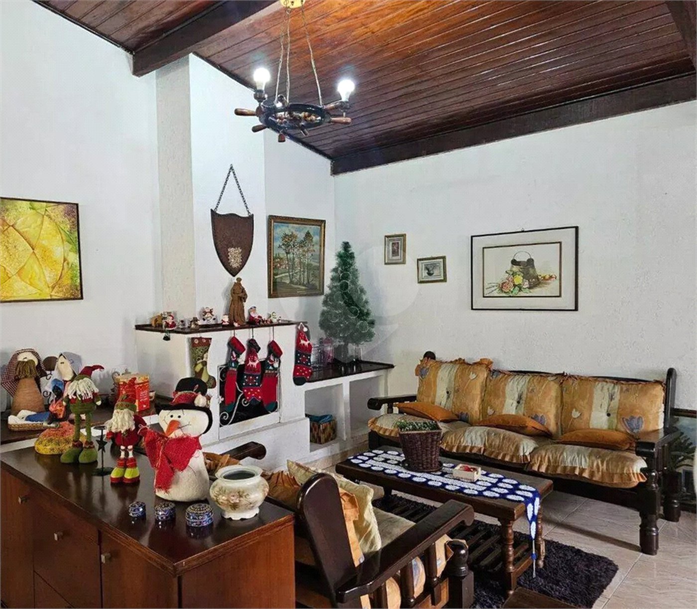 Casa Térrea à venda com 3 quartos, sendo 1 suíte, no Centro, Poá, SP