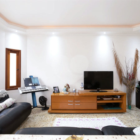 Casa à venda com 3 quartos, sendo 1 suíte, em Jardim Santa Clara, Guarulhos, SP
