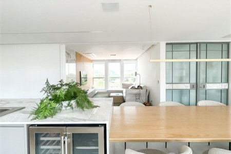 Apartamento à venda com 4 suítes em Vila Cordeiro, São Paulo, SP