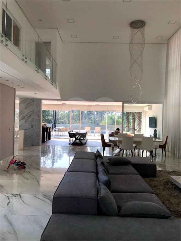 Casa à venda com 3 suítes em São Paulo II, Cotia, SP