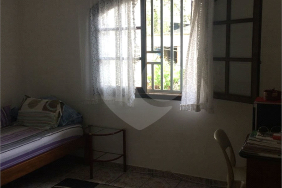Casa à venda com 4 quartos em Jardim Aida, Guarulhos, SP