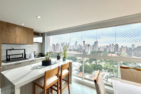 Apartamento à venda com 3 suítes em Vila Regente Feijó, São Paulo, SP