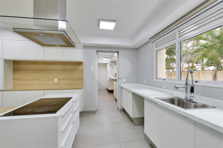Apartamento à venda com 4 quartos, sendo 3 suítes, em Granja Julieta, São Paulo, SP
