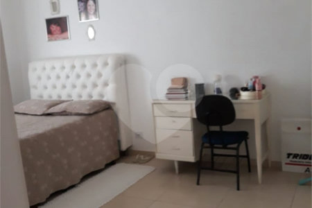 Sobrado à venda com 4 quartos, sendo 2 suítes, em Jardim dos Pinheiros, Atibaia, SP