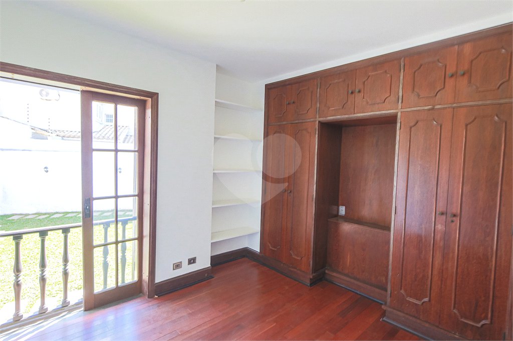Casa Térrea à venda ou para alugar com 4 quartos, sendo 3 suítes, em Alto da Boa Vista, São Paulo, SP