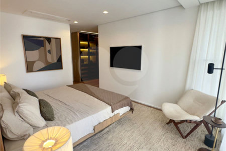 Apartamento à venda com 3 suítes em Brooklin Paulista, São Paulo, SP