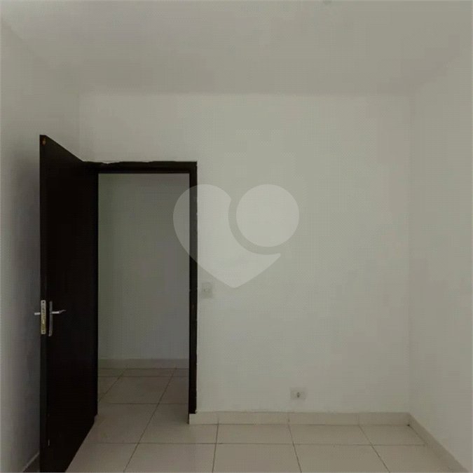 Sobrado à venda ou para alugar com 3 quartos, sendo 1 suíte, em Conjunto Residencial Vista Verde, São Paulo, SP