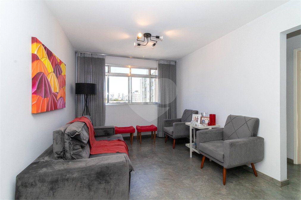Apartamento à venda com 2 quartos em Moema, São Paulo, SP