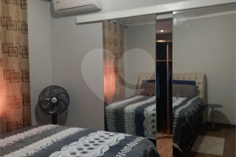 Sobrado à venda com 3 quartos, sendo 1 suíte,  em Tremembé, São Paulo, SP