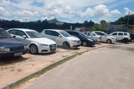 Terreno à venda em Industrial Anhangüera, Osasco, SP