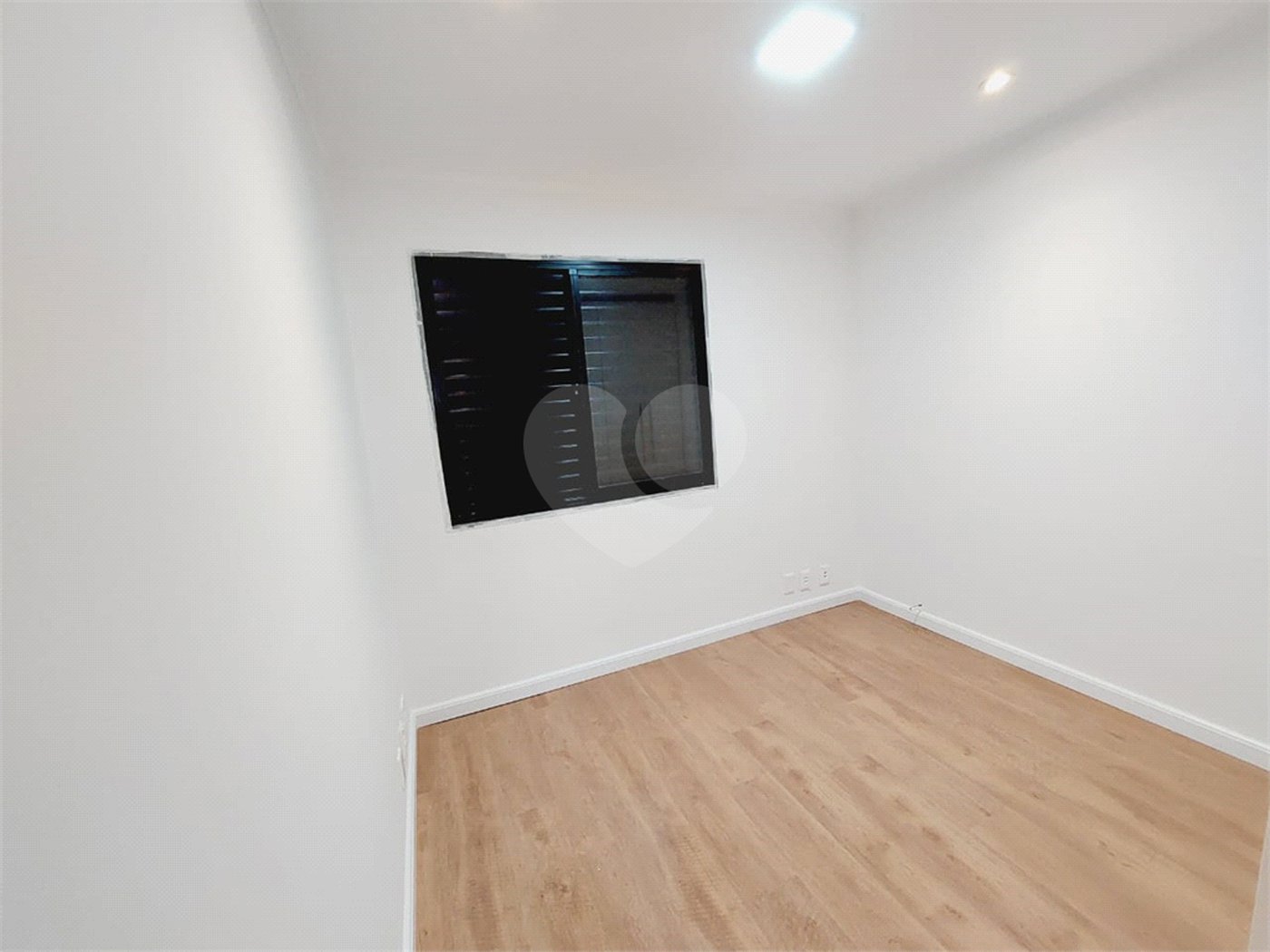 Apartamento à venda com 4 quartos, sendo 2 suítes,  em Alto da Lapa, São Paulo, SP