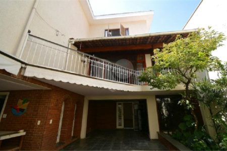 Casa à venda com 5 quartos, sendo 2 suítes, em Vila Galvão, Guarulhos, SP