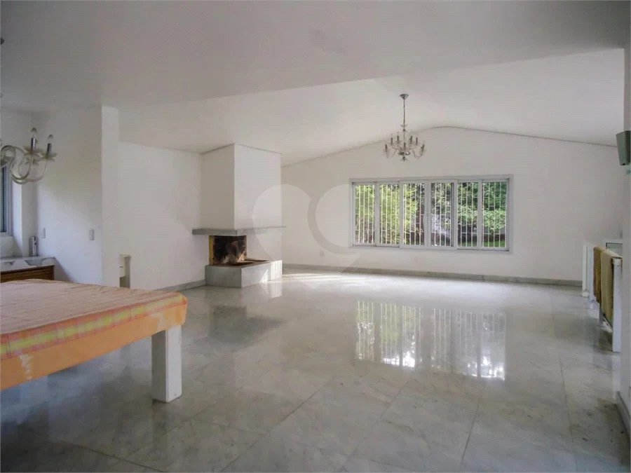 Casa à venda com 4 suítes em Vila Tramontano, São Paulo, SP