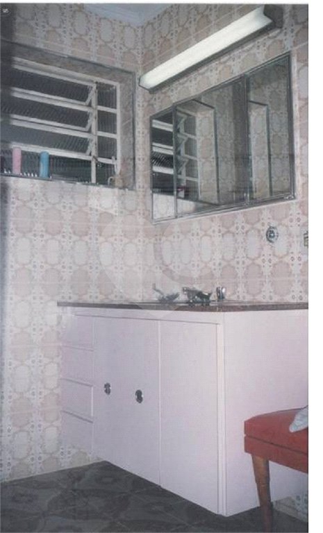 Sobrado à venda com 3 quartos, sendo 1 suíte,  em Chora Menino, São Paulo, SP