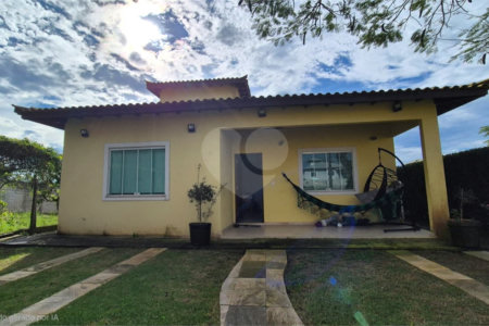 Casa à venda com 3 quartos, sendo 1 suíte, em Rasa, Armação dos Búzios, RJ