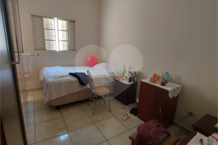 Sobrado à venda com 3 quartos, sendo 2 suítes, em Jardim Alvinópolis, Atibaia, SP