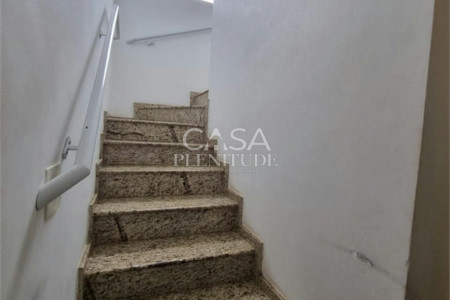Sobrado à venda com 3 quartos, sendo 1 suíte, em Parque Residencial Villa dos Inglezes, Sorocaba, SP