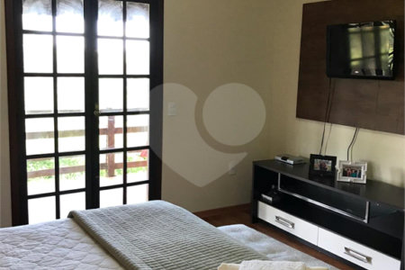Chácara à venda com 4 quartos, sendo 3 suítes, em Monterrey, Louveira, SP