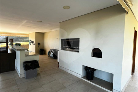 Casa à venda com 3 suítes no condomínio Portal dos Bandeirantes, Salto - SP