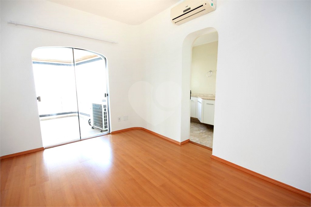 Apartamento à venda com 4 suítes em Jardim Marajoara, São Paulo, SP