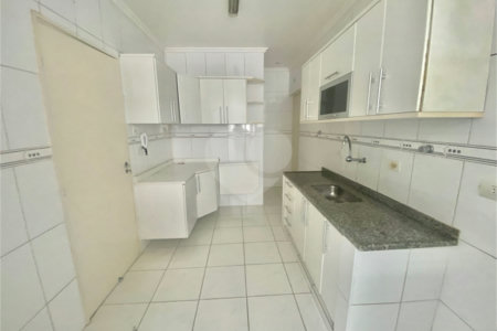 Apartamento à venda com 2 suítes em Itaim Bibi, São Paulo, SP
