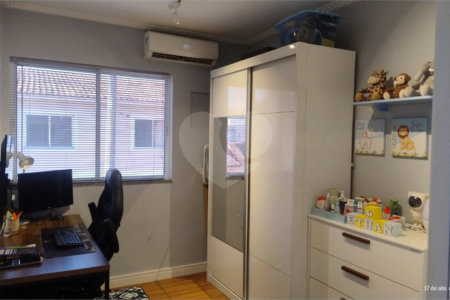 Casa à venda com 2 quartos, sendo 1 suíte, no condomínio Olympia Park Residence, Rio de Janeiro - RJ