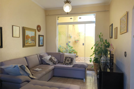 Linda casa em ótima localização!!