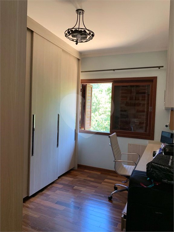 Casa à venda com 3 suítes no condomínio Parque Imperial da Cantareira, Mairiporã - SP