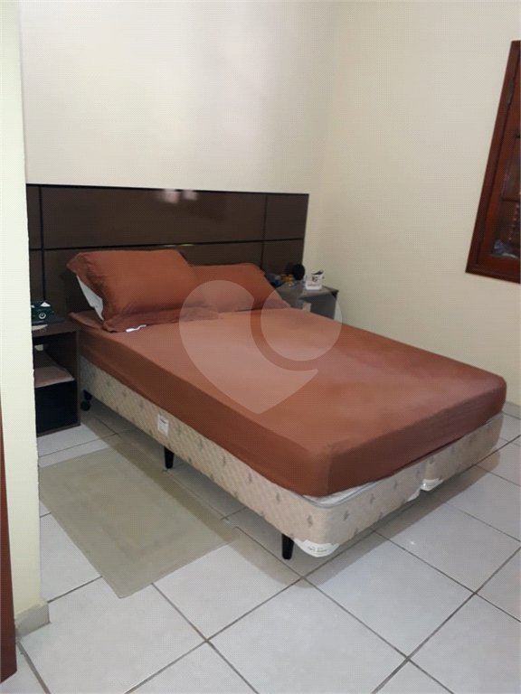Chácara à venda com 4 quartos, sendo 1 suíte,  em Chácaras Polozzi, Louveira, SP
