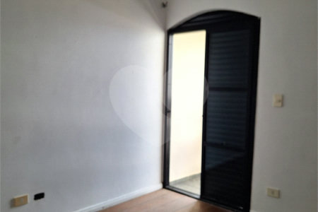 Sobrado à venda com 3 quartos, sendo 1 suíte, em Vila Maria Alta, São Paulo, SP