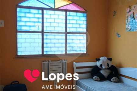 Casa à venda com 7 quartos, sendo 2 suítes, em Campo Grande, Rio de Janeiro, RJ