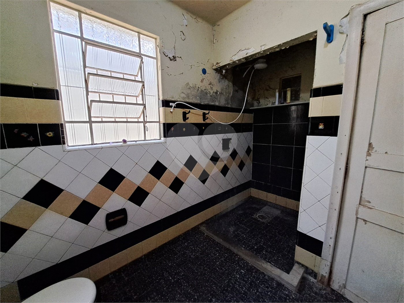 Casa à venda com 3 quartos, sendo 1 suíte, em Vila Constança, São Paulo, SP