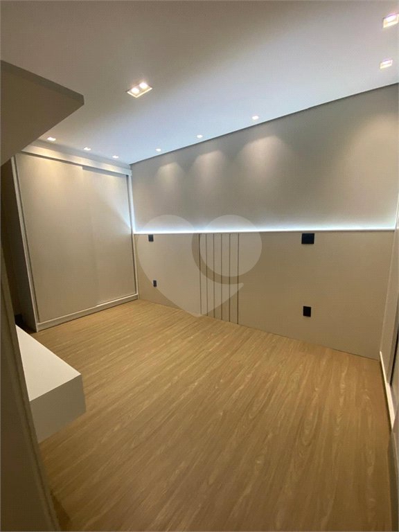 Casa à venda com 3 suítes no condomínio Glarus, Campinas - SP