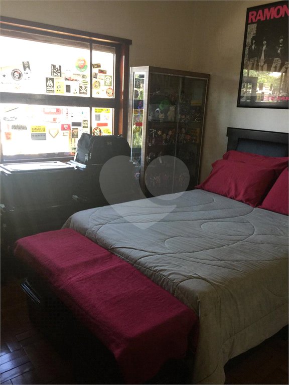 Sobrado à venda com 3 quartos, sendo 1 suíte, em Vila Nova Caledônia, São Paulo, SP