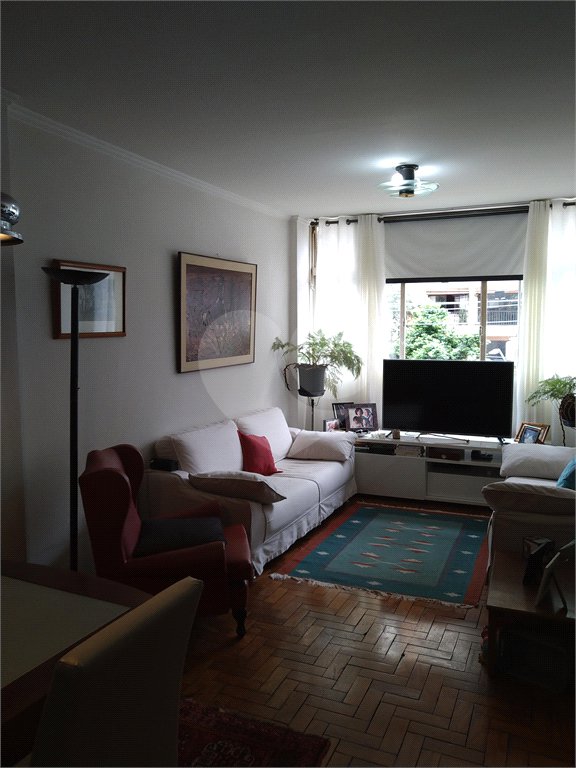 Apartamento à venda com 3 quartos, sendo 1 suíte, em Pinheiros, São Paulo, SP