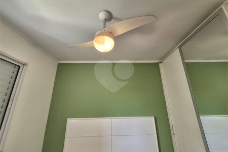 Apartamento à venda com 2 quartos em Vila Anastácio, São Paulo, SP
