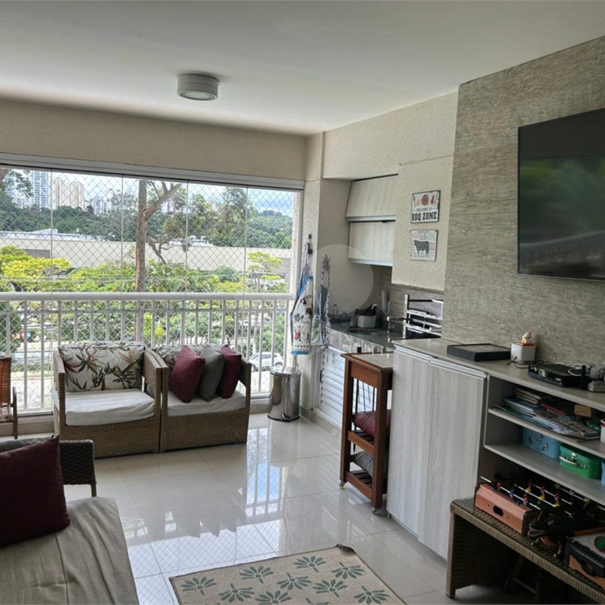 Apartamento à venda com 3 suítes em Jardim Marajoara, São Paulo, SP
