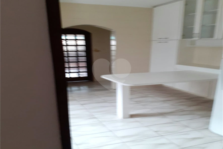 Casa à venda com 3 quartos, sendo 2 suítes, em Parada Inglesa, São Paulo, SP