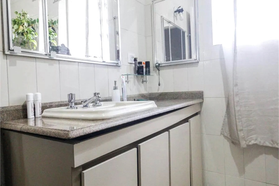 Sobrado à venda com 2 quartos em Água Fria, São Paulo, SP