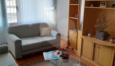 Sobrado à venda com 3 quartos, sendo 1 suíte,  em Parada Inglesa, São Paulo, SP
