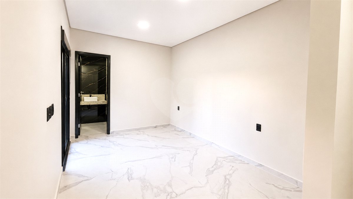 Casa à venda com 3 quartos, sendo 1 suíte, no condomínio Jardim Residencial Villagio Ipanema I, Sorocaba - SP