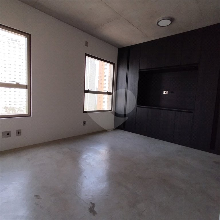 Apartamento à venda ou para alugar com 1 suíte em Jardim Fonte do Morumbi, São Paulo, SP