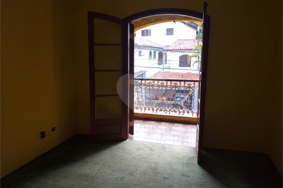 Sobrado à venda com 4 quartos, sendo 1 suíte, em Horto, São Paulo, SP
