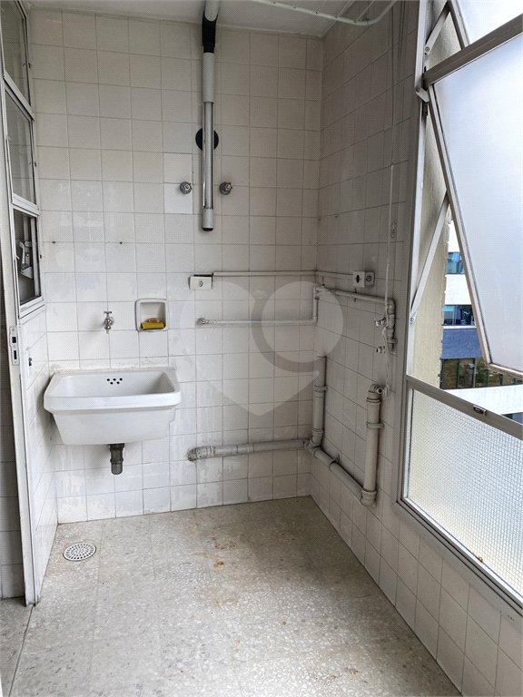 Apartamento à venda com 3 quartos, sendo 1 suíte, em Brooklin Paulista, São Paulo, SP