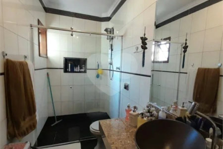 Casa à venda com 3 quartos, sendo 1 suíte, em Jardim Pinheiros, São Paulo, SP