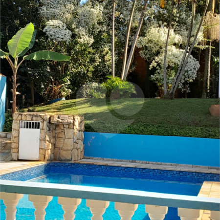 Chácara à venda com 4 quartos, sendo 1 suíte,  em Vila Dom Pedro, Atibaia, SP