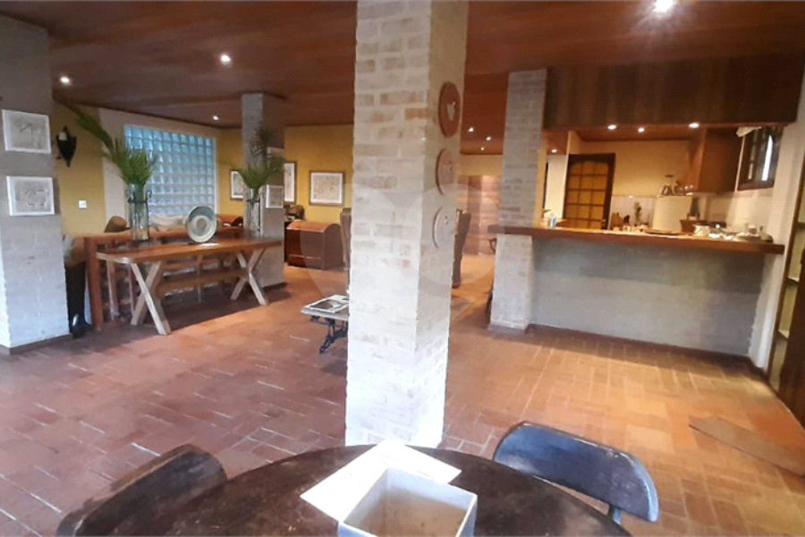 Casa à venda ou para alugar com 4 quartos, sendo 2 suítes, em Serra da Cantareira, Mairiporã, SP