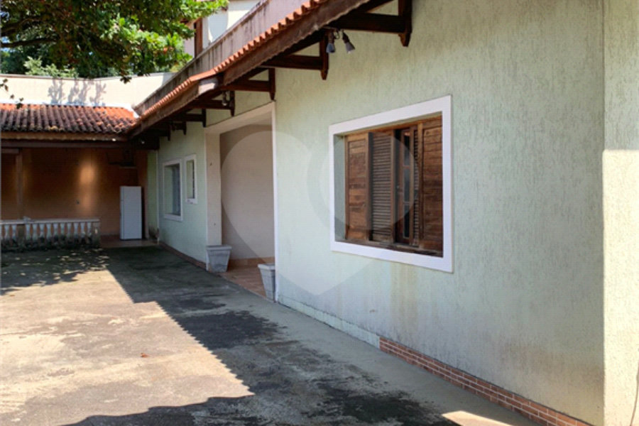 Casa à venda com 3 quartos em Horto Florestal, São Paulo, SP