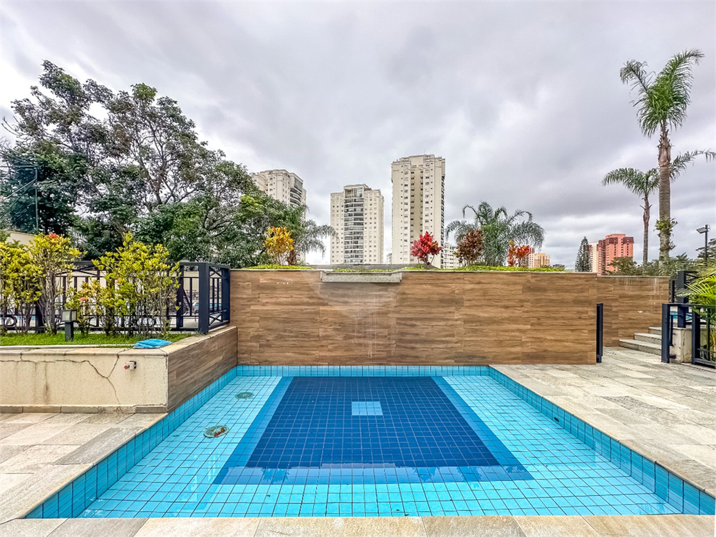 Apartamento à venda com 3 quartos, sendo 1 suíte, em Vila Sofia, São Paulo, SP